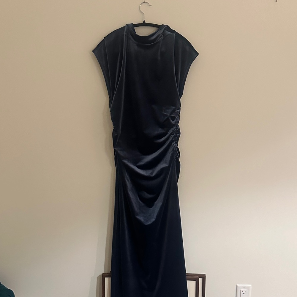Elegant Blue Velvet Evening Dress